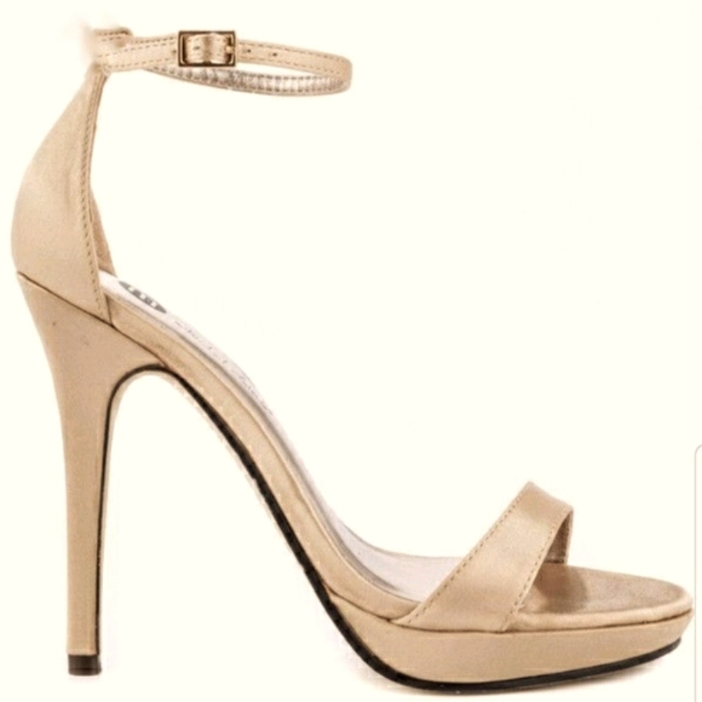 Champagne color satin strappy heels 4 1/2" Heels